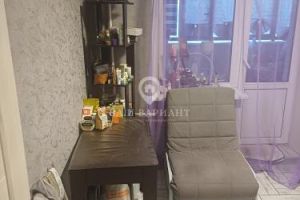 Продам квартиру 1 комнатную с общей площадью 44м2, 6/10 эт., на улице Ньютона, г. Ярославль, Ярославская обл., Россия, агентство Ваш Вариант Продам квартиру 1 комнатную с общей площадью 44м2, 6/10 эт., на улице Ньютона, г. Ярославль, Ярославская обл., Россия, агентство Ваш Вариант
