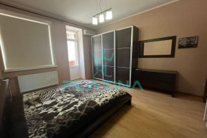 Сдам квартиру 2-х комнатную с общей площадью 80м2, 2/5 эт., на улице Марселя Салимжанова, г. Казань, Татарстан респ., Россия, агентство Платина Сдам квартиру 2-х комнатную с общей площадью 80м2, 2/5 эт., на улице Марселя Салимжанова, г. Казань, Татарстан респ., Россия, агентство Платина