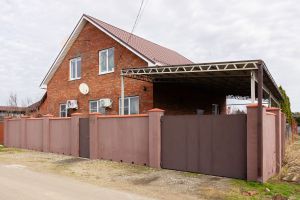 Продам дом 5-ти комнатный с общей площадью 166.6м2, на улице Кирова ул, г. Тлюстенхабль, Адыгея респ., Россия, агентство Мореон Инвест