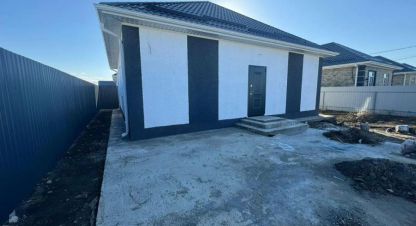 Купить дом 3-х комнатную, 80 кв. м. Фотография №1 Продам дом 3-х комнатный с общей площадью 80м2, на улице Прикубанская ул, г. Кубаночка (ст-ца елизаветинская) снт, Краснодарский край, Россия, агентство Аурус-Риэлт. Фотография №1