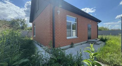 Купить дом 3-х комнатную, 85 кв. м. Фотография №1 Продам дом 3-х комнатный с общей площадью 85м2, на улице Малиновая ул, г. Ветеран (ст-ца елизаветинская) снт, Краснодарский край, Россия, агентство Аурус-Риэлт. Фотография №1