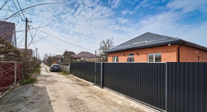Продам дом 3-х комнатный с общей площадью 85м2, на улице Клубничная ул, г. Восход (ст-ца елизаветинская) снт, Краснодарский край, Россия, агентство Аурус-Риэлт. Фотография №1