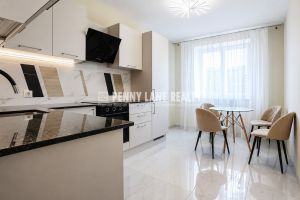 Продам квартиру 4-х комнатную с общей площадью 140м2, 9/10 эт., на улице Студенецкий переулок, Пресненский (ЦАО) район, г. Москва, Москва, Россия, агентство Penny Lane Realty
