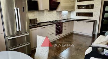 Купить квартиру 1 комнатную, 63 кв. м. Фотография №1 Продам квартиру 1 комнатную с общей площадью 63м2, 1/9 эт., на улице Балаклавская, г. Симферополь , Крым авт. респ., Россия, агентство Альфа Недвижимость. Фотография №1