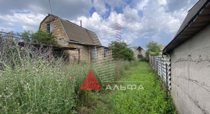 Купить коттедж/дачу 2-х комнатную, 58.5 кв. м. Фотография №1 Продам коттедж/дачу 2-х комнатную с общей площадью 58.5м2, г. Спк заводское, Крым авт. респ., Россия, агентство Альфа Недвижимость. Фотография №1