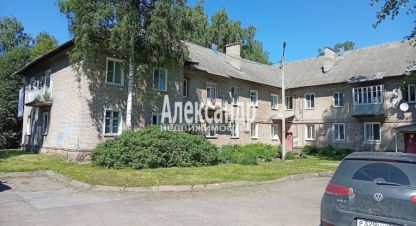 Купить комнату, 13 кв. м. Фотография №1 Продам комнату с общей площадью 13м2, 1/2 эт., на улице Советская, Кировский район, г. Кировск, Ленинградская обл., Россия, агентство Александр-Недвижимость. Фотография №1