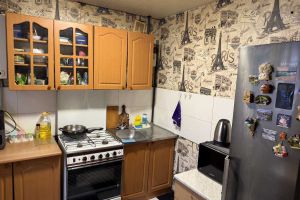 Продам квартиру 2-х комнатную с общей площадью 45м2, 1/5 эт., на улице Богдана хмельницкого, г. Днепр, Днепропетровская обл., Украина, агентство Aspo.biz Продам квартиру 2-х комнатную с общей площадью 45м2, 1/5 эт., на улице Богдана хмельницкого, г. Днепр, Днепропетровская обл., Украина, агентство Aspo.biz