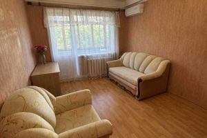 Продам квартиру 2-х комнатную с общей площадью 45м2, 4/5 эт., на улице Строителей ул, Днепровский район, г. Киев, Киев, Украина, агентство Aspo.biz Продам квартиру 2-х комнатную с общей площадью 45м2, 4/5 эт., на улице Строителей ул, Днепровский район, г. Киев, Киев, Украина, агентство Aspo.biz