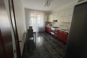 Сдам квартиру 1 комнатную с общей площадью 50м2, 8/10 эт., на улице Перфецького, г. Львов, Крым авт. респ., Украина, агентство Aspo.biz Сдам квартиру 1 комнатную с общей площадью 50м2, 8/10 эт., на улице Перфецького, г. Львов, Крым авт. респ., Украина, агентство Aspo.biz