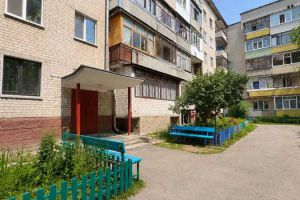Продам квартиру 2-х комнатную с общей площадью 47.7м2, 2/5 эт., на улице Соборності, г. Чернигов , Черниговская обл., Украина, агентство Aspo.biz Продам квартиру 2-х комнатную с общей площадью 47.7м2, 2/5 эт., на улице Соборності, г. Чернигов , Черниговская обл., Украина, агентство Aspo.biz