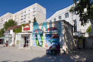 Продам торговое помещение с общей площадью 95м2, на улице Героев Сталинграда, г. Севастополь, Крым авт. респ., Россия, агентство Мастера Недвижимости 