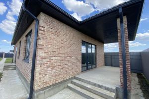 Продам дом 5-ти комнатный с общей площадью 115м2, на улице Гаагская, г. Краснодар, Краснодарский край, Россия, агентство Аурус-Риэлт Продам дом 5-ти комнатный с общей площадью 115м2, на улице Гаагская, г. Краснодар, Краснодарский край, Россия, агентство Аурус-Риэлт
