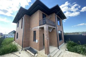 Продам дом 5-ти комнатный с общей площадью 163м2, на улице Гренландская, г. Краснодар, Краснодарский край, Россия, агентство Аурус-Риэлт Продам дом 5-ти комнатный с общей площадью 163м2, на улице Гренландская, г. Краснодар, Краснодарский край, Россия, агентство Аурус-Риэлт
