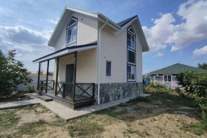 Продам дом 3-х комнатный с общей площадью 83м2, на улице 1-я октябрьская, г. Ближнее , Крым авт. респ., Россия, агентство АН Метр Крым Сочи