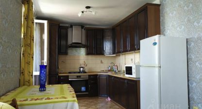 Купить 3-х комнатную квартиру в г. Феодосия . Фотография №2