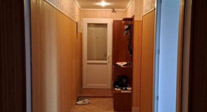 Купить квартиру 3-х комнатную, 60 кв. м. Фотография №1 Продам квартиру 3-х комнатную с общей площадью 60м2, 5/5 эт., на улице Шевченко, г. Феодосия , Крым авт. респ., Россия, агентство АН Метр Крым Сочи. Фотография №1