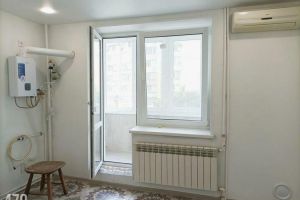 Продам квартиру 2-х комнатную с общей площадью 59м2, 2/5 эт., на улице Симферопольское шоссе, г. Феодосия , Крым авт. респ., Россия, агентство АН Метр Крым Сочи