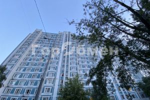 Сдам квартиру 1 комнатную с общей площадью 37.2м2, 2/17 эт., на улице Санникова, г. Москва, Москва, Россия, агентство ГорОбмен