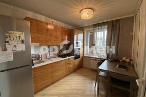 Продам квартиру 3-х комнатную с общей площадью 63.7м2, 9/14 эт., на улице Стремянный переулок, г. Москва, Москва, Россия, агентство ГорОбмен