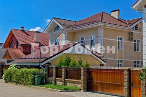 Продам дом с общей площадью 310м2, на улице Берёзовая, г. Софьино, Москва, Россия, агентство ГорОбмен Продам дом с общей площадью 310м2, на улице Берёзовая, г. Софьино, Москва, Россия, агентство ГорОбмен