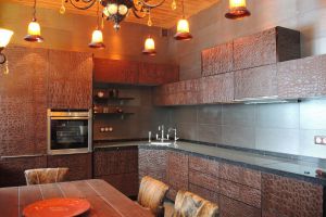 Продам квартиру 4-х комнатную с общей площадью 200м2, 3/3 эт., на улице Староандреевская, г. Андреевка пгт, Московская обл., Россия, агентство Ваш специалист по недвижимости