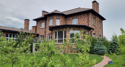 Продам дом 6-ти комнатный с общей площадью 700м2, на улице Тенистая, г. Маслово, Московская обл., Россия, агентство Ваш специалист по недвижимости. Фотография №1