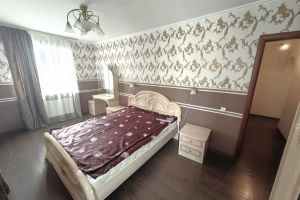 Продам квартиру 3-х комнатную с общей площадью 76.1м2, 10/26 эт., на улице Кузнецова пр-кт, Красносельский район, г. Санкт-Петербург, Санкт-Петербург, Россия, агентство Адмирал