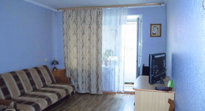 Купить квартиру 2-х комнатную, 44.6 кв. м. Фотография №1 Продам квартиру 2-х комнатную с общей площадью 44.6м2, 5/5 эт., на улице Куйбышева, Ксм район, г. Курган, Курганская обл., Россия, агентство Домовой45. Фотография №1
