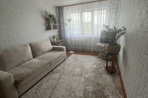 Продам квартиру 1 комнатную с общей площадью 31м2, 5/5 эт., на улице Конституции, Тэц район, г. Курган, Курганская обл., Россия, агентство Домовой45