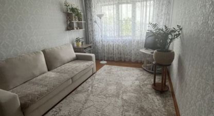 Купить квартиру 1 комнатную, 31 кв. м. Фотография №1 Продам квартиру 1 комнатную с общей площадью 31м2, 5/5 эт., на улице Конституции, Тэц район, г. Курган, Курганская обл., Россия, агентство Домовой45. Фотография №1
