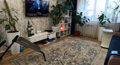Продам квартиру 2-х комнатную с общей площадью 44м2, 1/2 эт., на улице Советская, г. Кетово с, Курганская обл., Россия, агентство Домовой45. Фотография №1