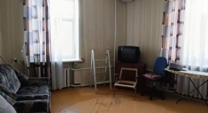 Купить квартиру 3-х комнатную, 96.8 кв. м. Фотография №1 Продам квартиру 3-х комнатную с общей площадью 96.8м2, 3/4 эт., на улице Коли Мяготина, Центральный район, г. Курган, Курганская обл., Россия, агентство Домовой45. Фотография №1