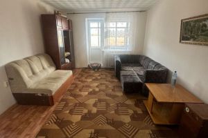 Продам квартиру 3-х комнатную с общей площадью 56м2, 2/2 эт., на улице Вишневая, Карчевская роща район, г. Курган, Курганская обл., Россия, агентство Домовой45
