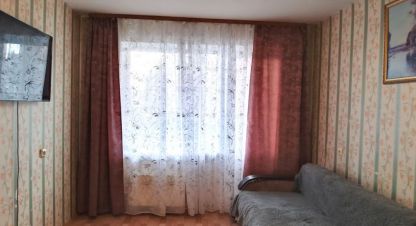 Купить квартиру 1 комнатную, 33.5 кв. м. Фотография №1 Продам квартиру 1 комнатную с общей площадью 33.5м2, 3/10 эт., на улице 7 микро, Заозерный район, г. Курган, Курганская обл., Россия, агентство Домовой45. Фотография №1