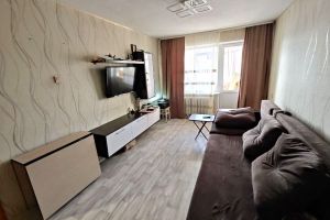 Продам квартиру 3-х комнатную с общей площадью 63м2, 5/5 эт., на улице Урицкого, Швейная фирма район, г. Курган, Курганская обл., Россия, агентство Домовой45 Продам квартиру 3-х комнатную с общей площадью 63м2, 5/5 эт., на улице Урицкого, Швейная фирма район, г. Курган, Курганская обл., Россия, агентство Домовой45