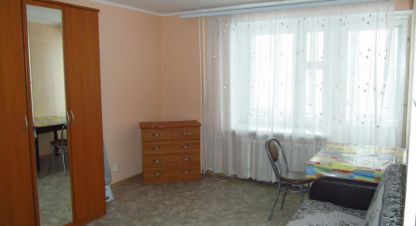 Купить квартиру 1 комнатную, 34.5 кв. м. Фотография №1 Продам квартиру 1 комнатную с общей площадью 34.5м2, 2/10 эт., на улице Гоголя, Швейная фирма район, г. Курган, Курганская обл., Россия, агентство Домовой45. Фотография №1