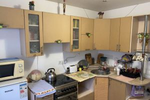 Продам квартиру 3-х комнатную с общей площадью 64м2, 1/9 эт., на улице Белинского, Тэц район, г. Курган, Курганская обл., Россия, агентство Домовой45