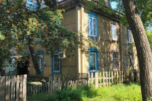 Продам квартиру 1 комнатную с общей площадью 29.8м2, 2/2 эт., на улице Пушкина, Центральный район, г. Курган, Курганская обл., Россия, агентство Домовой45