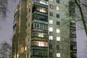 Продам квартиру 3-х комнатную с общей площадью 61м2, 2/9 эт., на улице Радионова, Центральный район, г. Курган, Курганская обл., Россия, агентство Домовой45