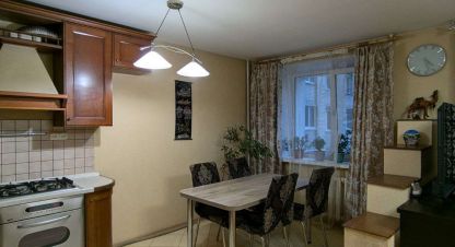 Купить квартиру 3-х комнатную, 75.8 кв. м. Фотография №8 Купить квартиру 3-х комнатную, 75.8 кв. м., Россия, г. Саратов. Фотография №8