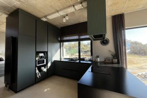 Продам дом 4-х комнатный с общей площадью 220м2, на улице Розовый проезд, г. Севастополь, Крым авт. респ., Россия, агентство InVita Realty Продам дом 4-х комнатный с общей площадью 220м2, на улице Розовый проезд, г. Севастополь, Крым авт. респ., Россия, агентство InVita Realty