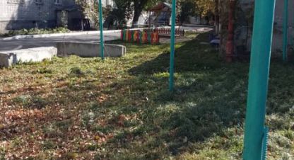 Купить квартиру 1 комнатную, 33.1 кв. м. Фотография №1 Продам квартиру 1 комнатную с общей площадью 33.1м2, 3/5 эт., на улице Половинская, Ксм район, г. Курган, Курганская обл., Россия, агентство Домовой45. Фотография №1