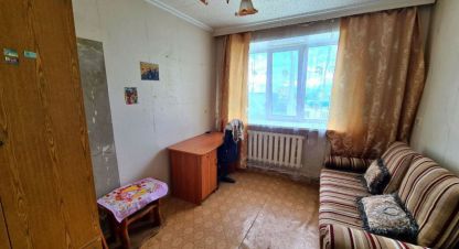 Купить комнату. Фотография №1 Продам комнату, 5/5 эт., на улице Школьная, Рябково район, г. Курган, Курганская обл., Россия, агентство Домовой45. Фотография №1