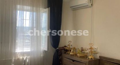 Купить дом 3-х комнатную, 50.7 кв. м. Фотография №1 Продам дом 3-х комнатный с общей площадью 50.7м2, Нахимовский район, г. Севастополь, Крым авт. респ., Россия, агентство Херсонес Недвижимость. Фотография №1