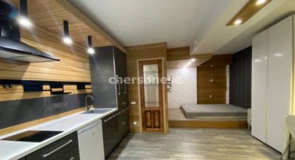 Сдам квартиру с общей площадью 32м2, 1/10 эт., на улице Челнокова, Гагаринский район, г. Севастополь, Крым авт. респ., Россия, агентство Херсонес Недвижимость. Фотография №1