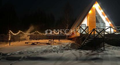 Купить дом 3-х комнатную, 101 кв. м. Фотография №1 Продам дом 3-х комнатный с общей площадью 101м2, на улице Лопасненская, г. Прудно, Московская обл., Россия, агентство МГСН - Московская городская служба недвижимости. Фотография №1