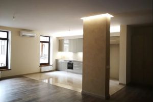 Продам квартиру 4-х комнатную с общей площадью 190м2, 4/14 эт., на улице Круглоуниверситетская, Печерский район, г. Киев, Киев, Украина, агентство Киевские квартиры
