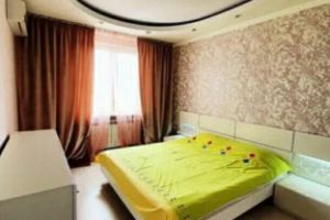 Продам квартиру 3-х комнатную с общей площадью 93м2, 25/25 эт., на улице Урловская ул, Дарницкий район, г. Киев, Киев, Украина, агентство Киевские квартиры