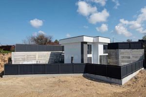 Продам дом 3-х комнатный с общей площадью 130м2, на улице Фиолентовское шоссе, г. Севастополь, Крым авт. респ., Россия, агентство InVita Realty