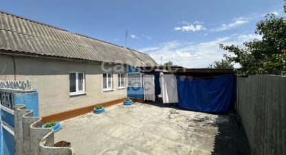 Купить дом 3-х комнатную, 50 кв. м. Фотография №1 Продам дом 3-х комнатный с общей площадью 50м2, на улице Урванская ул, г. Терек, Кабардино-Балкария респ., Россия, агентство Самолет Плюс Нальчик. Фотография №1